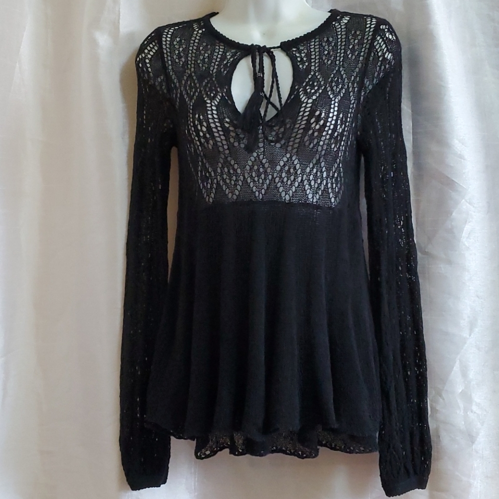 FREE PEOPLE EYELET TOP XS
